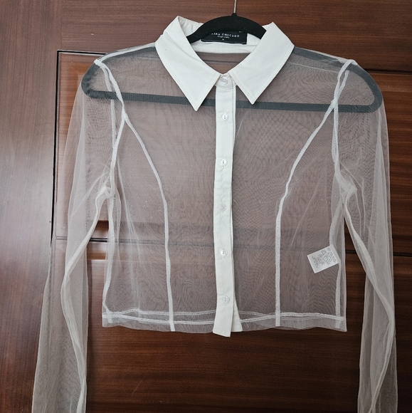 90s-inspired Sheer Collared Cropped Button Down - very Cher Horowitz - Picture 2 of 4